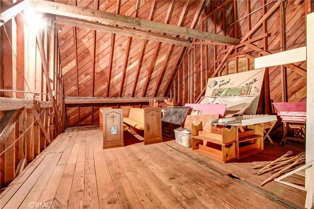 724 Glenoaks Boulevard S, Burbank, California 91502 home-pic-23